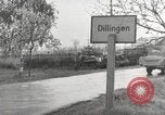 Image des prisonniers de guerre allemands Dillingen Allemagne, 1945, de la seconde 6 séquences d'archives historiques vidéo 65675066609