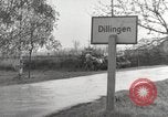 Image des prisonniers de guerre allemands Dillingen Allemagne, 1945, de la seconde 8 séquences d'archives historiques vidéo 65675066609