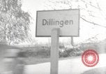 Image des prisonniers de guerre allemands Dillingen Allemagne, 1945, de la seconde 15 séquences d'archives historiques vidéo 65675066609