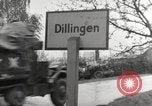 Image des prisonniers de guerre allemands Dillingen Allemagne, 1945, de la seconde 20 séquences d'archives historiques vidéo 65675066609