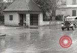 Image des prisonniers de guerre allemands Dillingen Allemagne, 1945, de la seconde 37 séquences d'archives historiques vidéo 65675066609