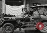 Image des prisonniers de guerre allemands Dillingen Allemagne, 1945, de la seconde 44 séquences d'archives historiques vidéo 65675066609