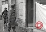 Image des prisonniers de guerre allemands Dillingen Allemagne, 1945, de la seconde 50 séquences d'archives historiques vidéo 65675066609