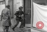 Image des prisonniers de guerre allemands Dillingen Allemagne, 1945, de la seconde 52 séquences d'archives historiques vidéo 65675066609