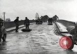 Standbild US Army Kreuze Donau bei Dillingen Dillingen Deutschland, 1945, aus Sekunde 5 historischem Filmmaterial Videoclip 65675066610