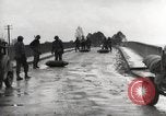 Standbild US Army Kreuze Donau bei Dillingen Dillingen Deutschland, 1945, aus Sekunde 7 historischem Filmmaterial Videoclip 65675066610