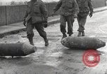 Standbild US Army Kreuze Donau bei Dillingen Dillingen Deutschland, 1945, aus Sekunde 16 historischem Filmmaterial Videoclip 65675066610