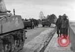 Standbild US Army Kreuze Donau bei Dillingen Dillingen Deutschland, 1945, aus Sekunde 52 historischem Filmmaterial Videoclip 65675066610