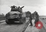 Standbild US Army Kreuze Donau bei Dillingen Dillingen Deutschland, 1945, aus Sekunde 55 historischem Filmmaterial Videoclip 65675066610