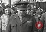 Standbild General Eisenhower Cherbourg Frankreich, 1945, aus Sekunde 29 historischem Filmmaterial Videoclip 65675066628