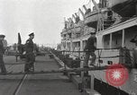Standbild General Eisenhower Cherbourg Frankreich, 1945, aus Sekunde 27 historischem Filmmaterial Videoclip 65675066629