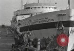 Standbild General Eisenhower Cherbourg Frankreich, 1945, aus Sekunde 41 historischem Filmmaterial Videoclip 65675066629