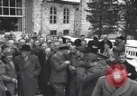 Immagine di Persone famose rilasciato dalle prigioni naziste Germania, 1945, secondo 57 filmato di repertorio 65675066636