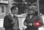 Standbild Befreite Häftlinge aus den Gefängnissen der Nazis Deutschland, 1945, aus Sekunde 60 historischem Filmmaterial Videoclip 65675066637