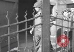 Standbild Übergabe des deutschen Generals Kurt Dittmar Magdeburg Deutschland, 1945, aus Sekunde 6 historischem Filmmaterial Videoclip 65675066638