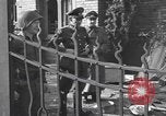 Standbild Übergabe des deutschen Generals Kurt Dittmar Magdeburg Deutschland, 1945, aus Sekunde 9 historischem Filmmaterial Videoclip 65675066638