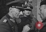 Standbild Übergabe des deutschen Generals Kurt Dittmar Magdeburg Deutschland, 1945, aus Sekunde 48 historischem Filmmaterial Videoclip 65675066638