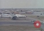 Immagine di Ce-121D aereo Saigon Vietnam, 1965, secondo 58 filmato di repertorio 65675066669