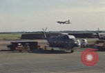 Standbild C-117 Flugzeugen Hummer Saigon Vietnam, 1966, aus Sekunde 20 historischem Filmmaterial Videoclip 65675066674