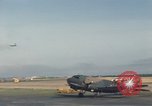 Standbild C-117 Flugzeugen Hummer Saigon Vietnam, 1966, aus Sekunde 34 historischem Filmmaterial Videoclip 65675066674