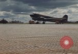 Standbild C-117 Flugzeugen Hummer Saigon Vietnam, 1966, aus Sekunde 39 historischem Filmmaterial Videoclip 65675066674