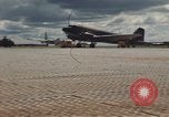 Standbild C-117 Flugzeugen Hummer Saigon Vietnam, 1966, aus Sekunde 48 historischem Filmmaterial Videoclip 65675066674