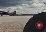 Standbild C-117 Flugzeugen Hummer Saigon Vietnam, 1966, aus Sekunde 61 historischem Filmmaterial Videoclip 65675066674