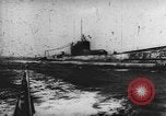 Standbild japanischen U-Boot Besatzung Atlantik, 1941, aus Sekunde 33 historischem Filmmaterial Videoclip 65675066687