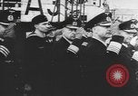 Standbild japanischen U-Boot Besatzung Atlantik, 1941, aus Sekunde 42 historischem Filmmaterial Videoclip 65675066687