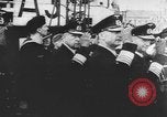 Standbild japanischen U-Boot Besatzung Atlantik, 1941, aus Sekunde 43 historischem Filmmaterial Videoclip 65675066687