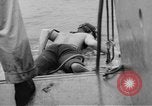 Standbild USS Ortolan Bergung japanischen U-Boot Pazifik, 1943, aus Sekunde 61 historischem Filmmaterial Videoclip 65675066728
