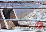 Image Morrison et Knudson Company Construction de barrages et canaux d'irrigation en Afghanistan Afghanistan, 1950, de la seconde 60 séquences d'archives historiques vidéo 65675066743