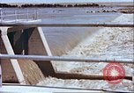 Image Morrison et Knudson Company Construction de barrages et canaux d'irrigation en Afghanistan Afghanistan, 1950, de la seconde 61 séquences d'archives historiques vidéo 65675066743