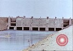 Image Barrage de dérivation Boghra et canal en Afghanistan Afghanistan, 1952, de la seconde 19 séquences d'archives historiques vidéo 65675066744