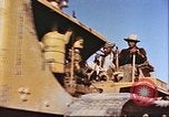 Image Ferme expérimentale Morrison-Knudsen en Afghanistan Afghanistan, 1952, de la seconde 35 séquences d'archives historiques vidéo 65675066746