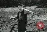 Image des civils allemands Allemagne, 1945, de la seconde 61 séquences d'archives historiques vidéo 65675066748