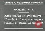 Immagine di Il corteo funebre per i comunisti Harlem New York City USA, 1930, secondo 3 filmato di repertorio 65675066771