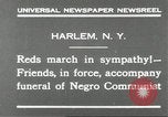 Immagine di Il corteo funebre per i comunisti Harlem New York City USA, 1930, secondo 5 filmato di repertorio 65675066771