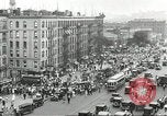 Immagine di Il corteo funebre per i comunisti Harlem New York City USA, 1930, secondo 12 filmato di repertorio 65675066771