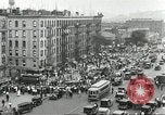 Immagine di Il corteo funebre per i comunisti Harlem New York City USA, 1930, secondo 16 filmato di repertorio 65675066771