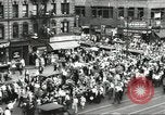 Immagine di Il corteo funebre per i comunisti Harlem New York City USA, 1930, secondo 59 filmato di repertorio 65675066771