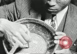 Immagine di Afroamericano fa canestro di canna Nashville Tennessee USA, 1937, secondo 22 filmato di repertorio 65675066776