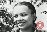 Standbild Afroamerikanische männliche und weibliche College-Studenten Nashville Tennessee USA, 1937, aus Sekunde 32 historischem Filmmaterial Videoclip 65675066777