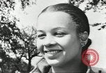 Standbild Afroamerikanische männliche und weibliche College-Studenten Nashville Tennessee USA, 1937, aus Sekunde 34 historischem Filmmaterial Videoclip 65675066777