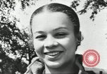 Standbild Afroamerikanische männliche und weibliche College-Studenten Nashville Tennessee USA, 1937, aus Sekunde 38 historischem Filmmaterial Videoclip 65675066777