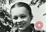 Standbild Afroamerikanische männliche und weibliche College-Studenten Nashville Tennessee USA, 1937, aus Sekunde 42 historischem Filmmaterial Videoclip 65675066777