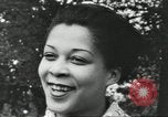 Standbild Afroamerikanische männliche und weibliche College-Studenten Nashville Tennessee USA, 1937, aus Sekunde 46 historischem Filmmaterial Videoclip 65675066777
