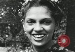 Standbild Afroamerikanische männliche und weibliche College-Studenten Nashville Tennessee USA, 1937, aus Sekunde 57 historischem Filmmaterial Videoclip 65675066777