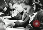 Standbild Afroamerikanische weibliche College-Studenten Nashville Tennessee USA, 1937, aus Sekunde 24 historischem Filmmaterial Videoclip 65675066778