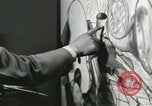 Standbild Hale Woodruff unterrichtet afroamerikanische Studenten Atlanta Georgia USA, 1937, aus Sekunde 43 historischem Filmmaterial Videoclip 65675066796